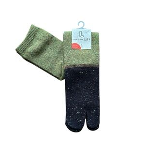 SOU SOU JAPAN Knee High Wool Blend Unisex Tabi Socks